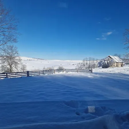 Lukina Koliba-vikendica-manjaca Holiday home *